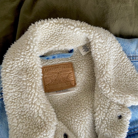 Levi’s Sherpa jacket - Picture 3 of 7
